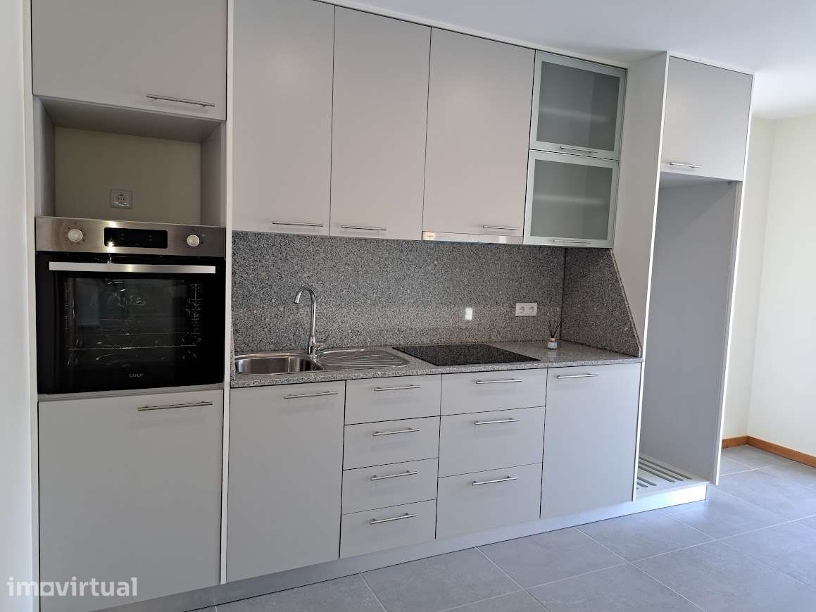 Moradia Nova Estilo Moderno T1 Rés-do-Chão - Grande imagem: 2/12