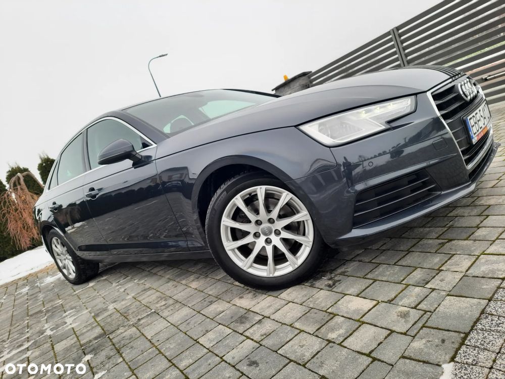 Audi A4 Limousine - 2