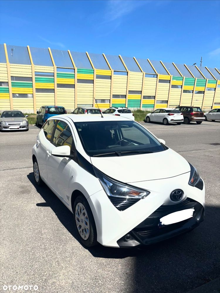Toyota Aygo x-play - 2