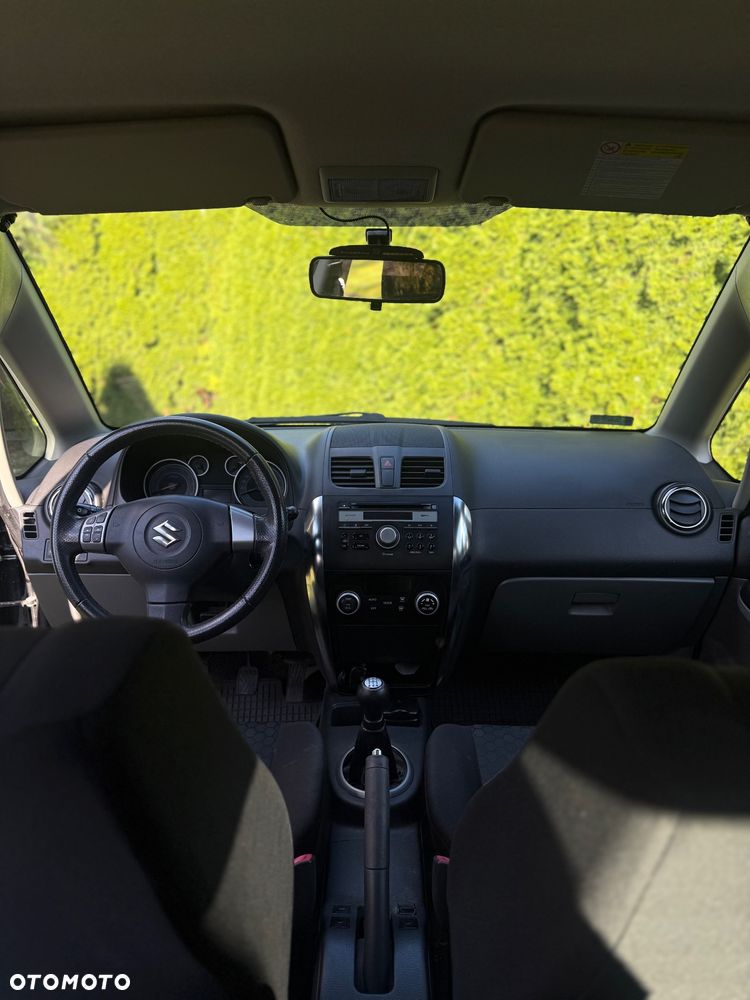 Suzuki SX4 - 5