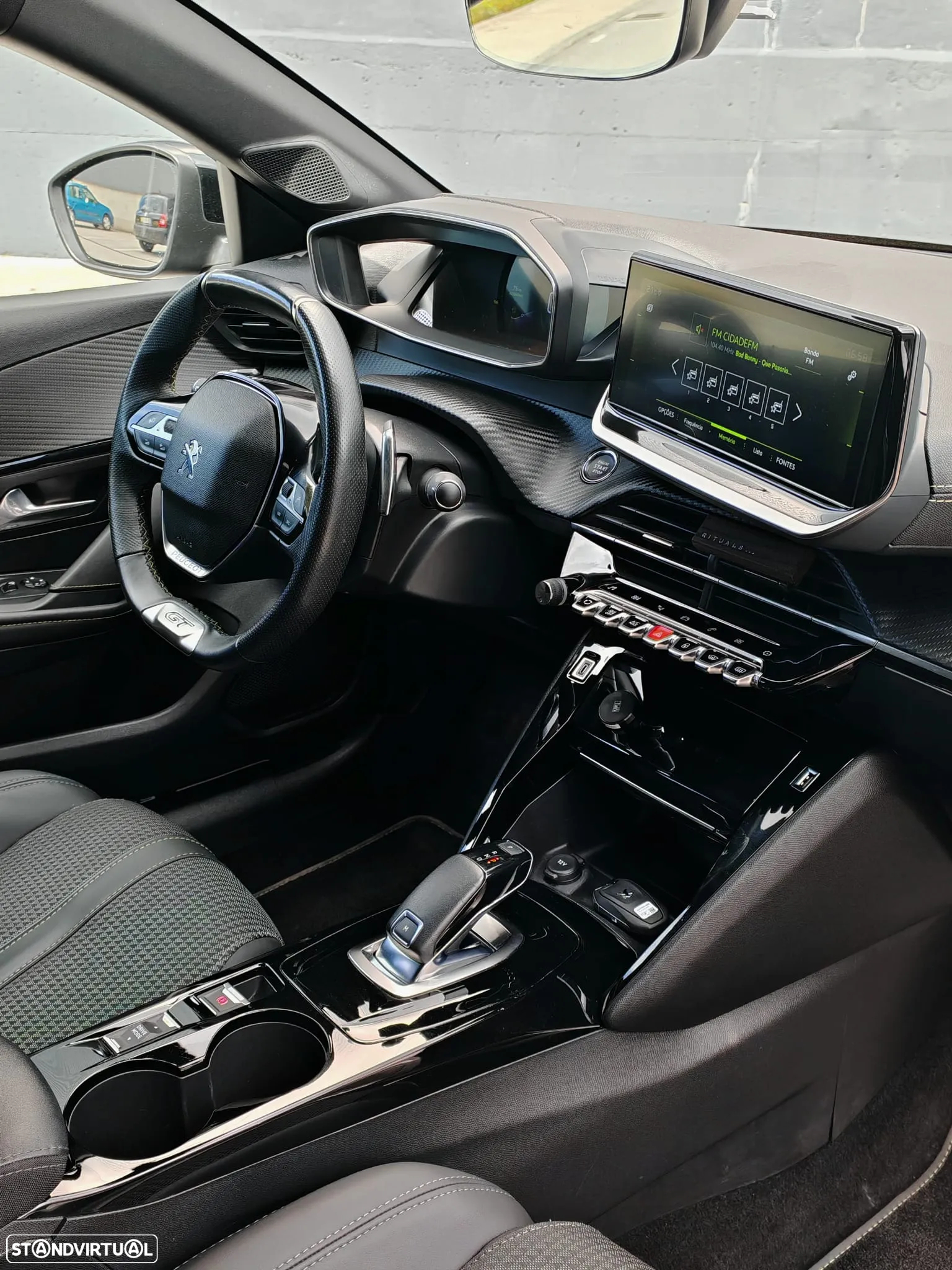 Peugeot 208 1.2 PureTech GT EAT8 - 10