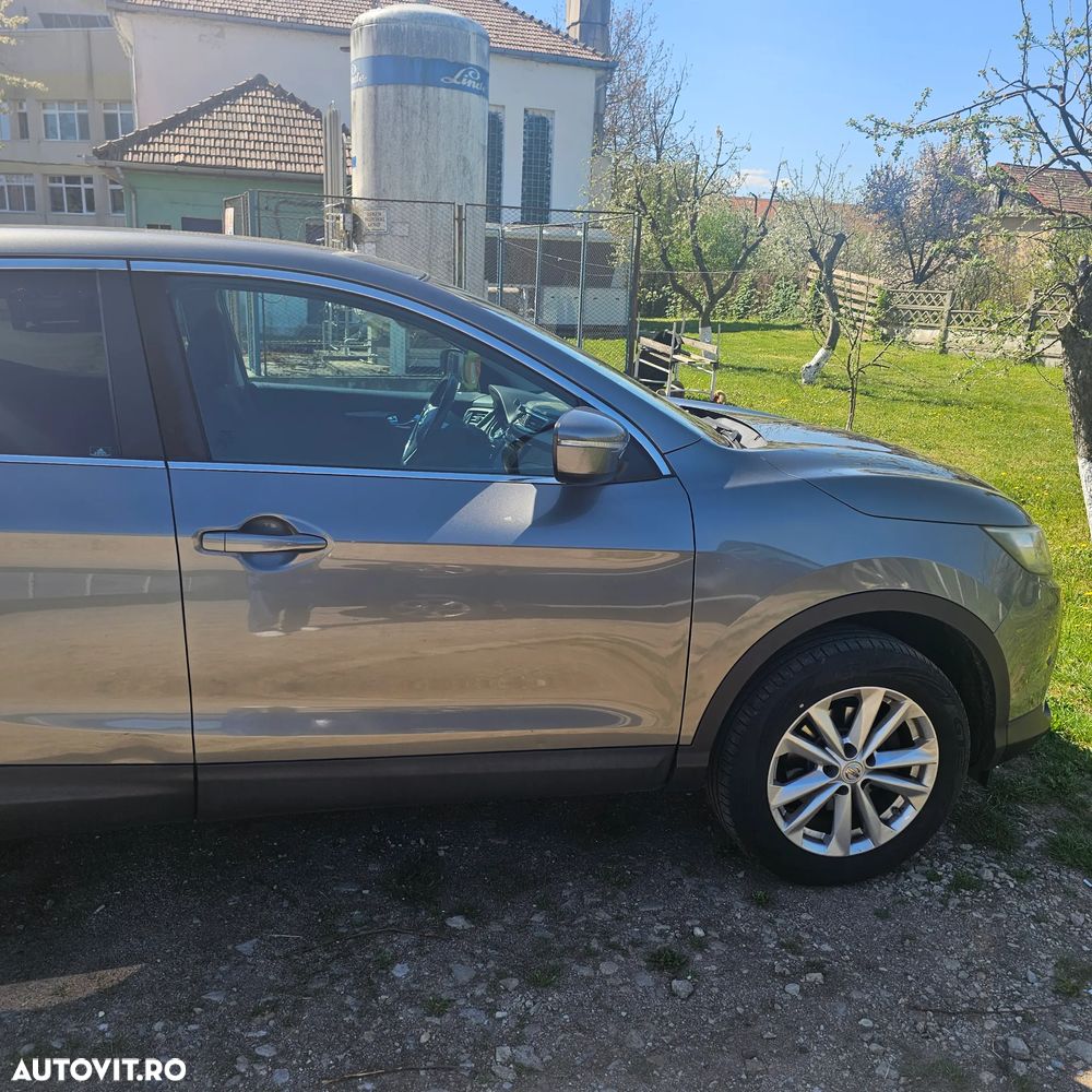 Nissan Qashqai 1.6 DCI ALL-MODE 4x4i ACENTA - 6