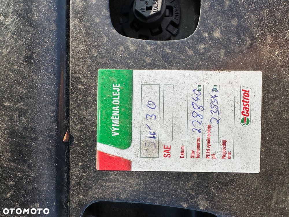 BMW Seria 5 525d xDrive Sport-Aut - 11