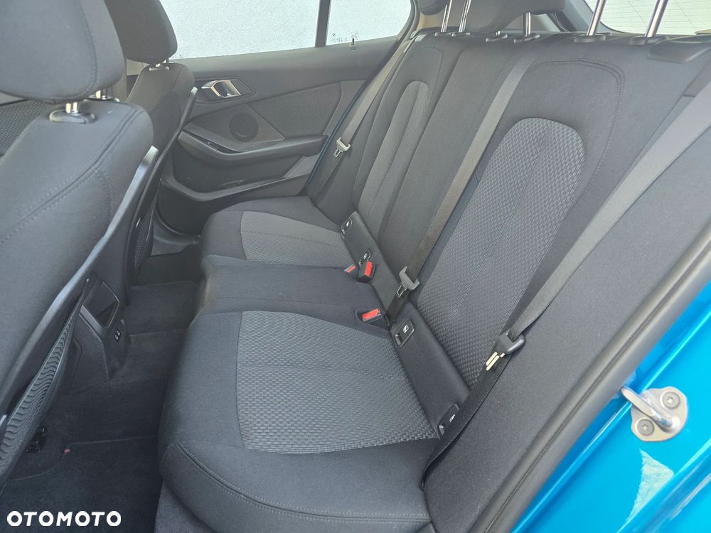 BMW Seria 1 118i Advantage - 9