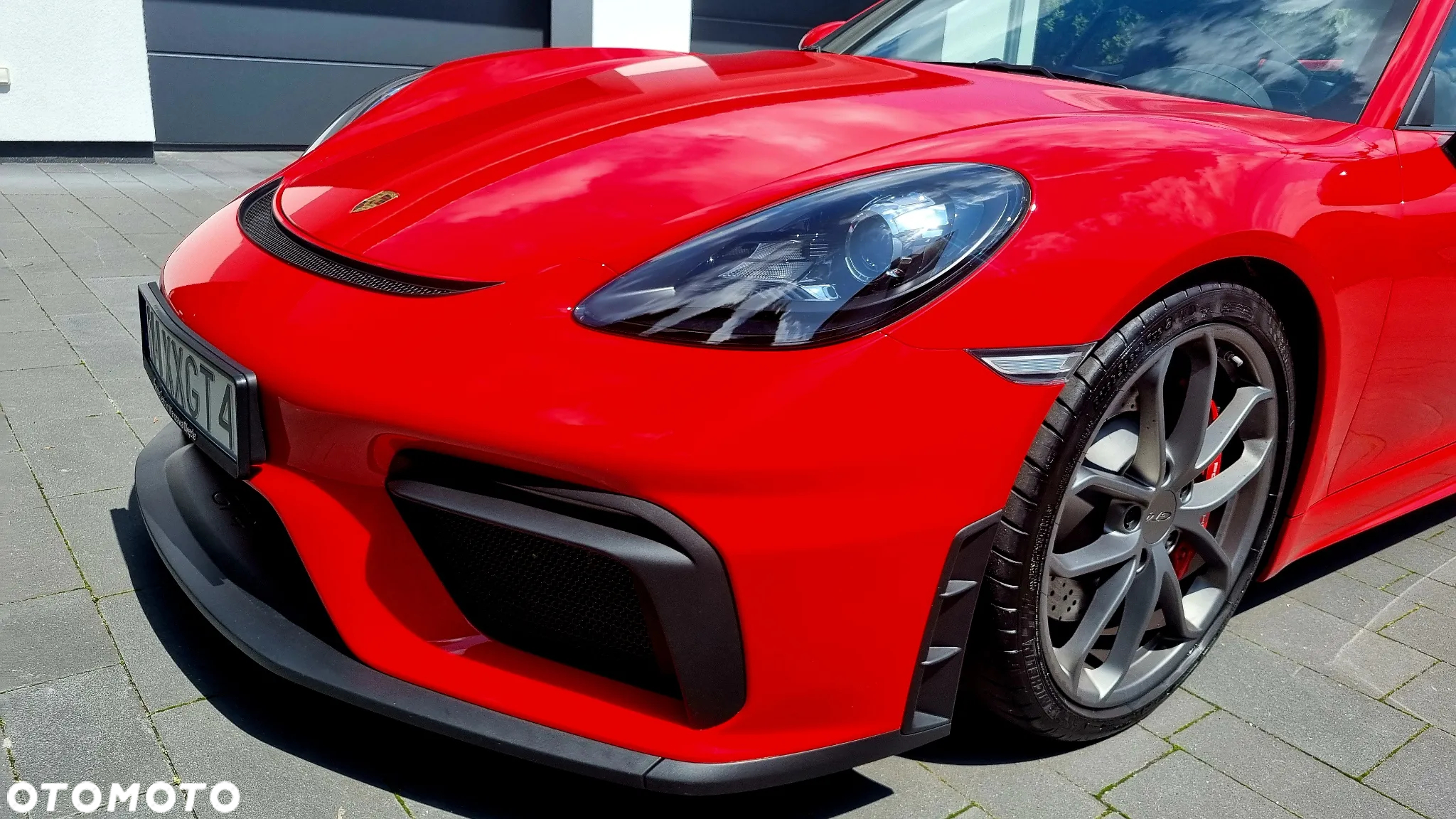 Porsche 718 Cayman GPF GT4 - 10