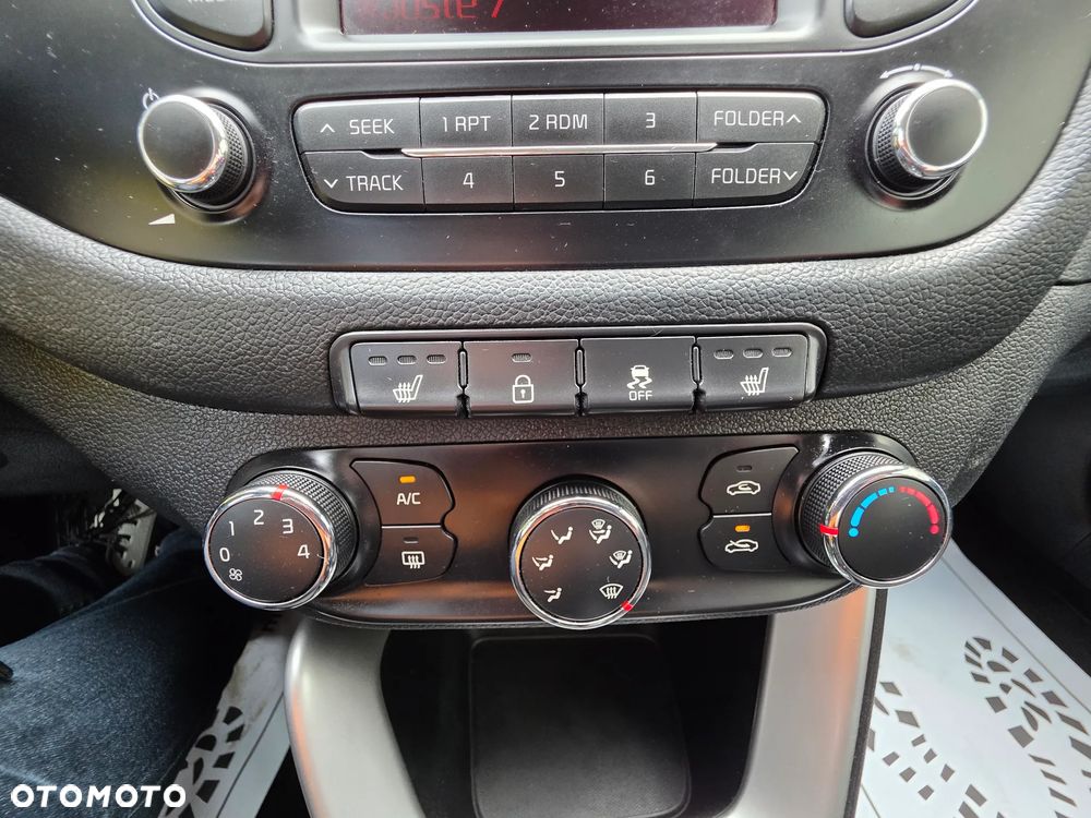 Kia Ceed 1.4 CVVT Dream Team Edition - 31
