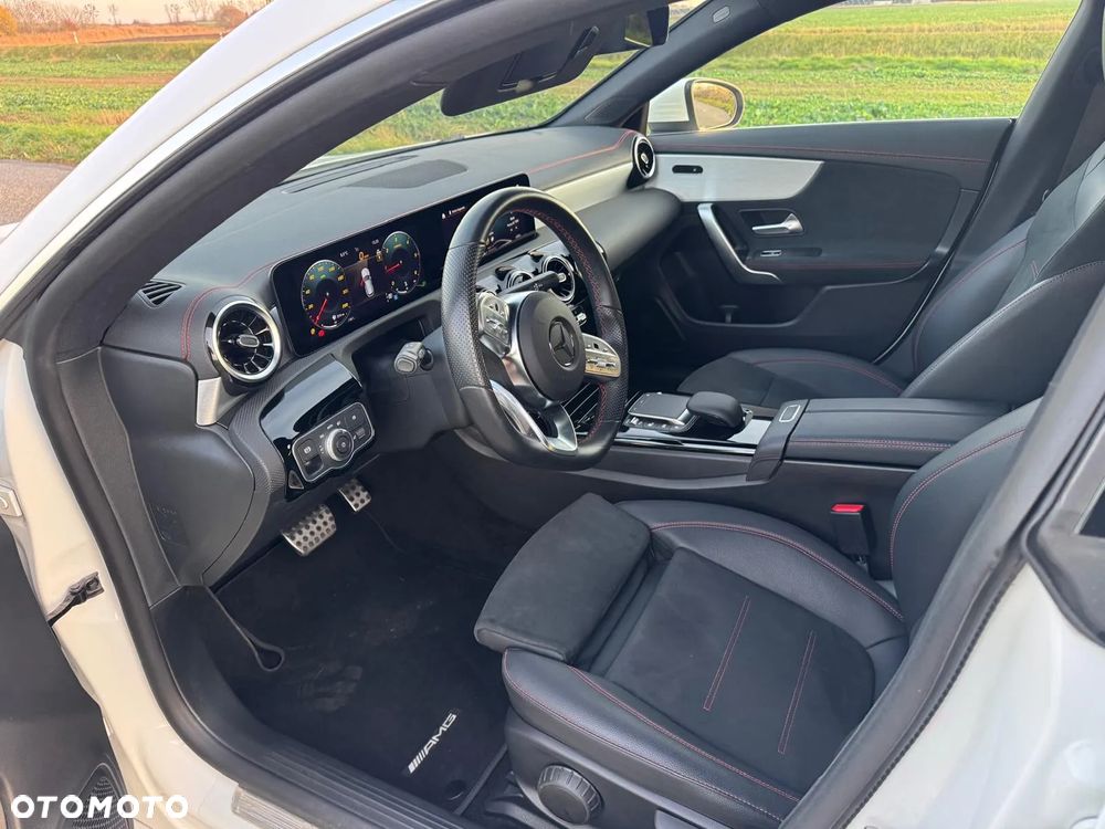 Mercedes-Benz CLA 200 d AMG Line 8G-DCT - 9