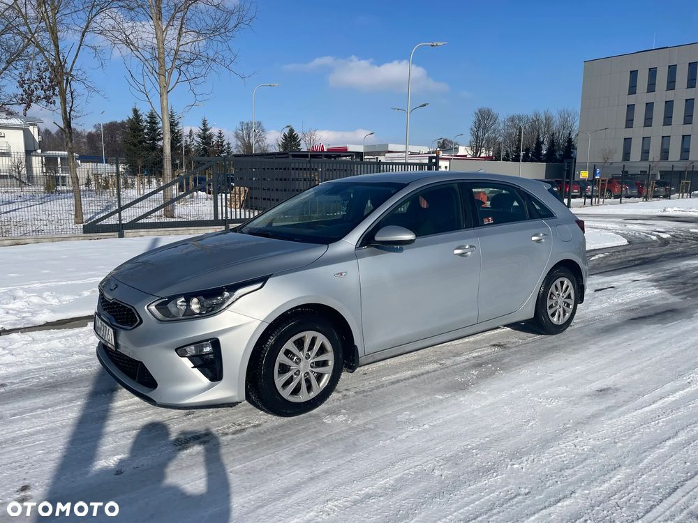 Kia Ceed 1.6 CRDi SCR M - 1