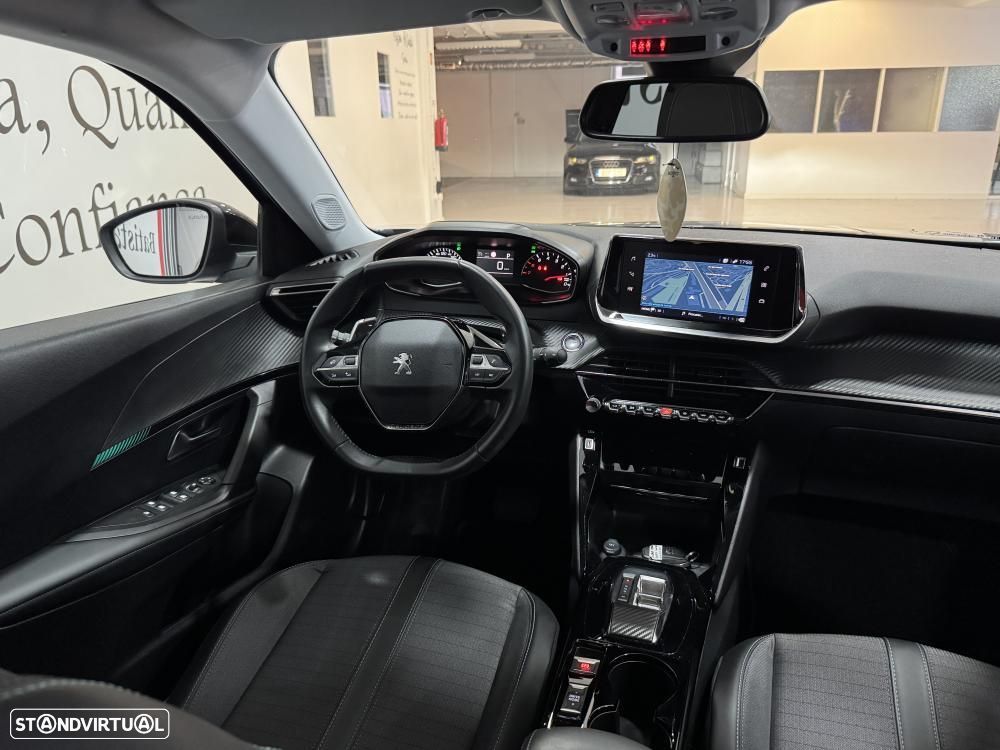 Peugeot 2008 PureTech 130 EAT8 Allure - 42