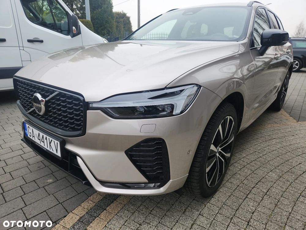 Volvo XC 60 B4 D AWD Ultimate Dark