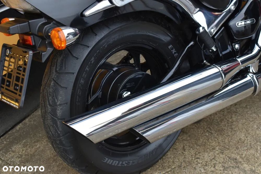 Suzuki Intruder - 31