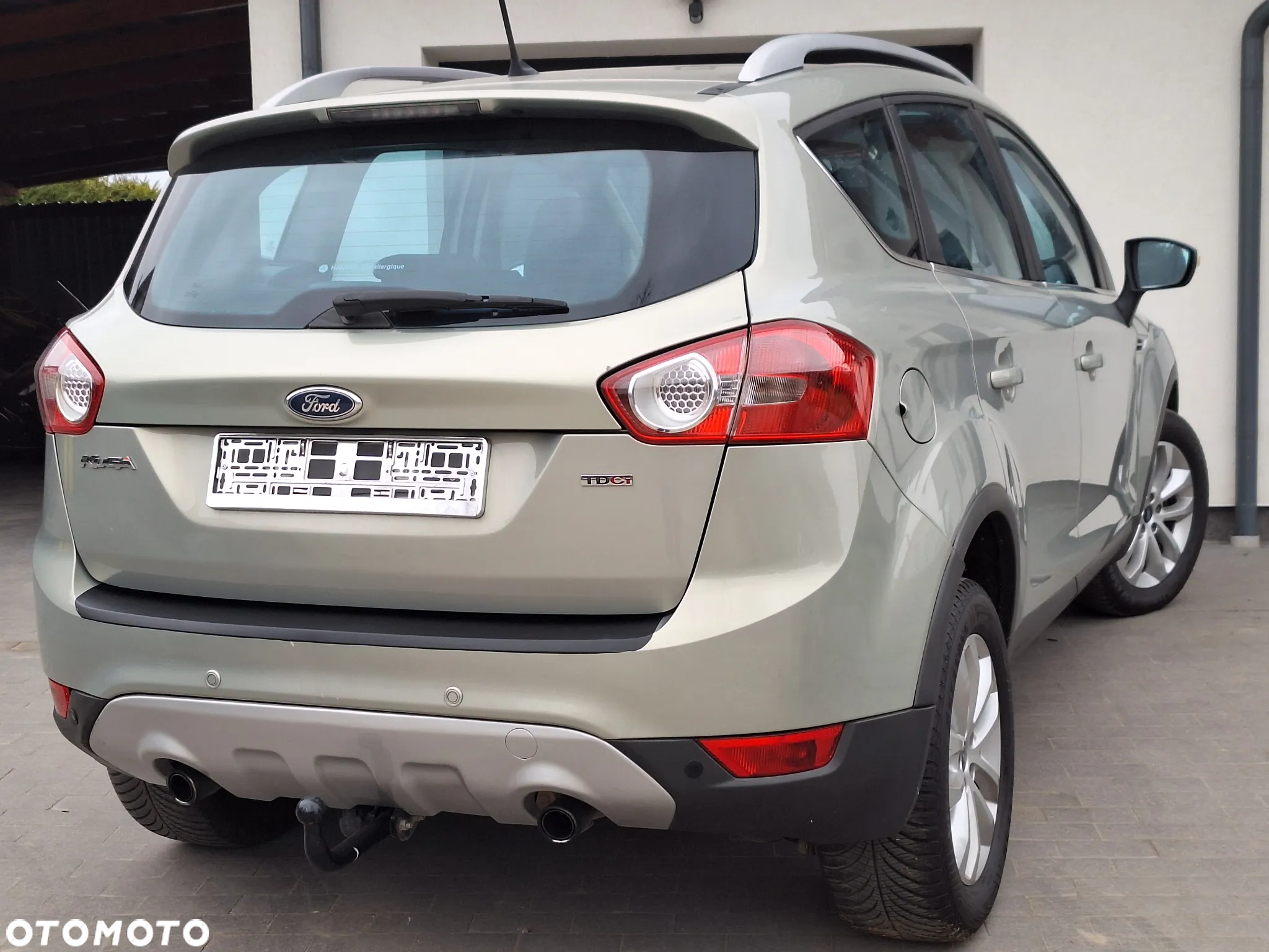 Ford Kuga 2.0 TDCi Titanium S - 16