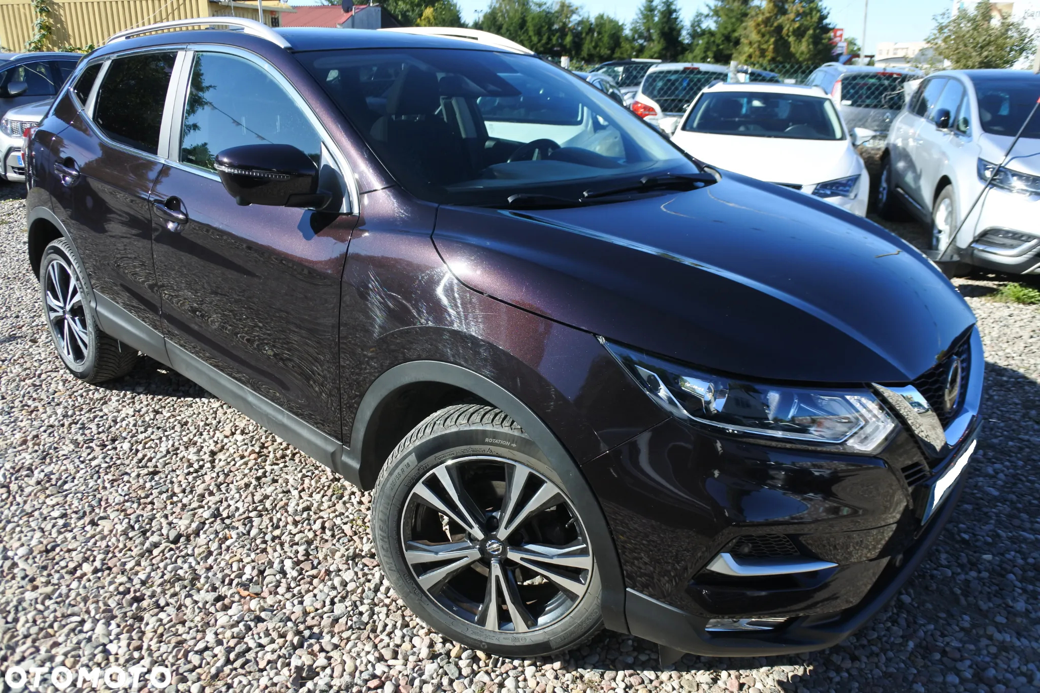 Nissan Qashqai 1.3 DIG-T DCT TEKNA - 2