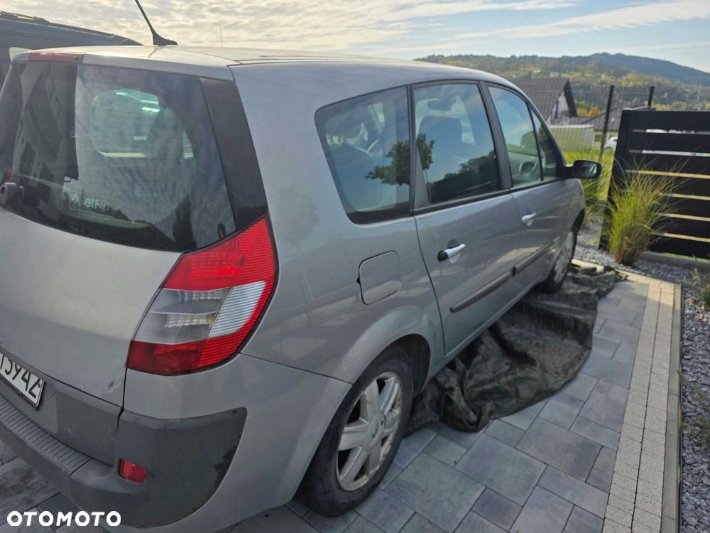 Renault Grand Scenic 2005 photo 3
