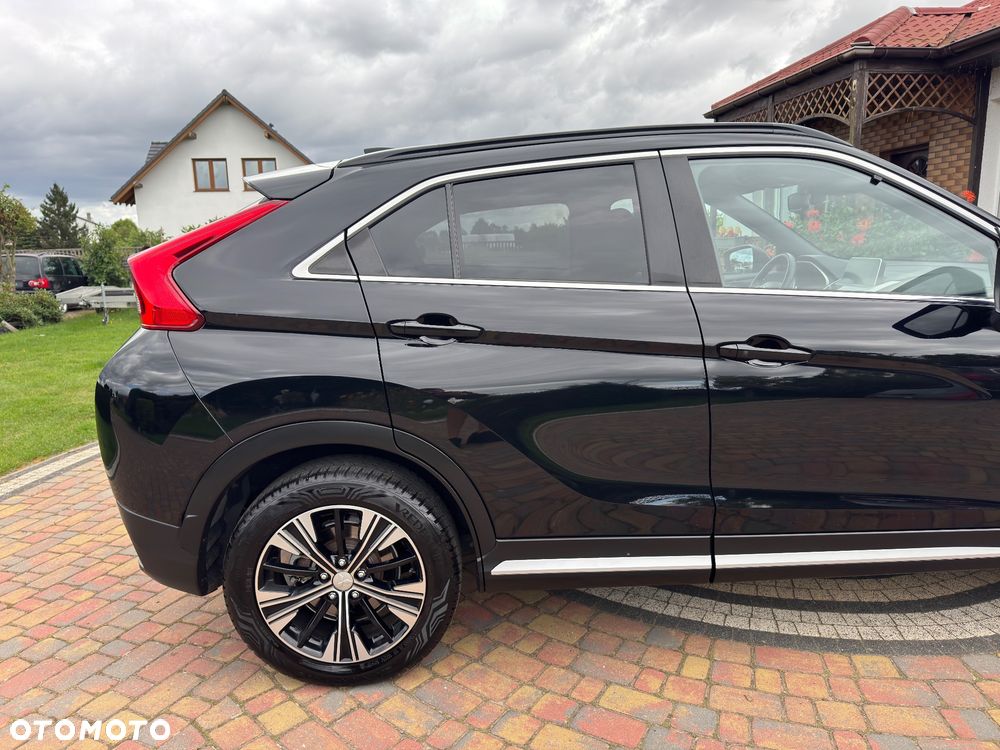 Mitsubishi Eclipse Cross - 16