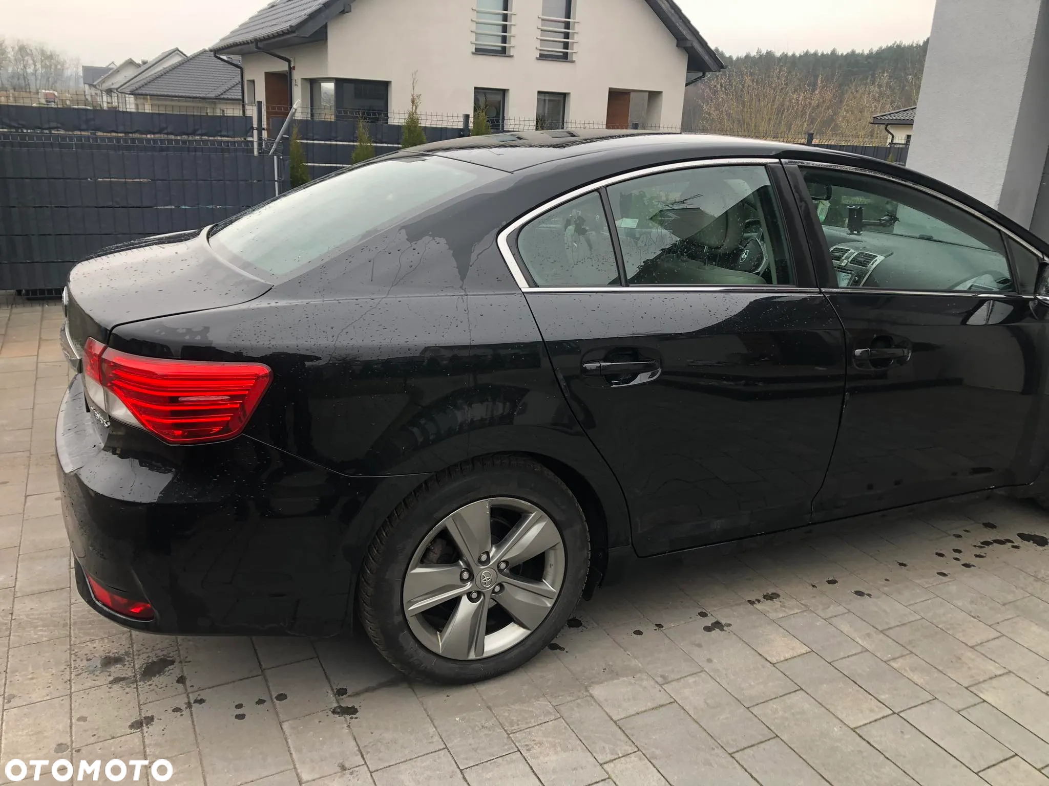 Toyota Avensis 1.8 Premium - 3