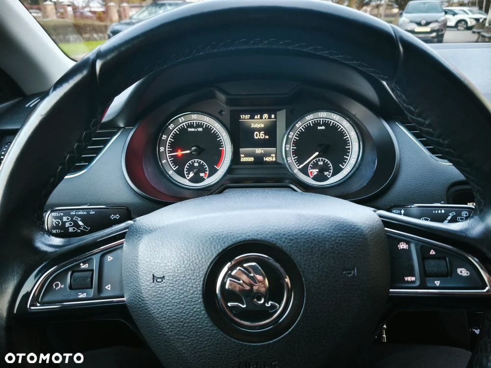 Skoda Octavia - 17