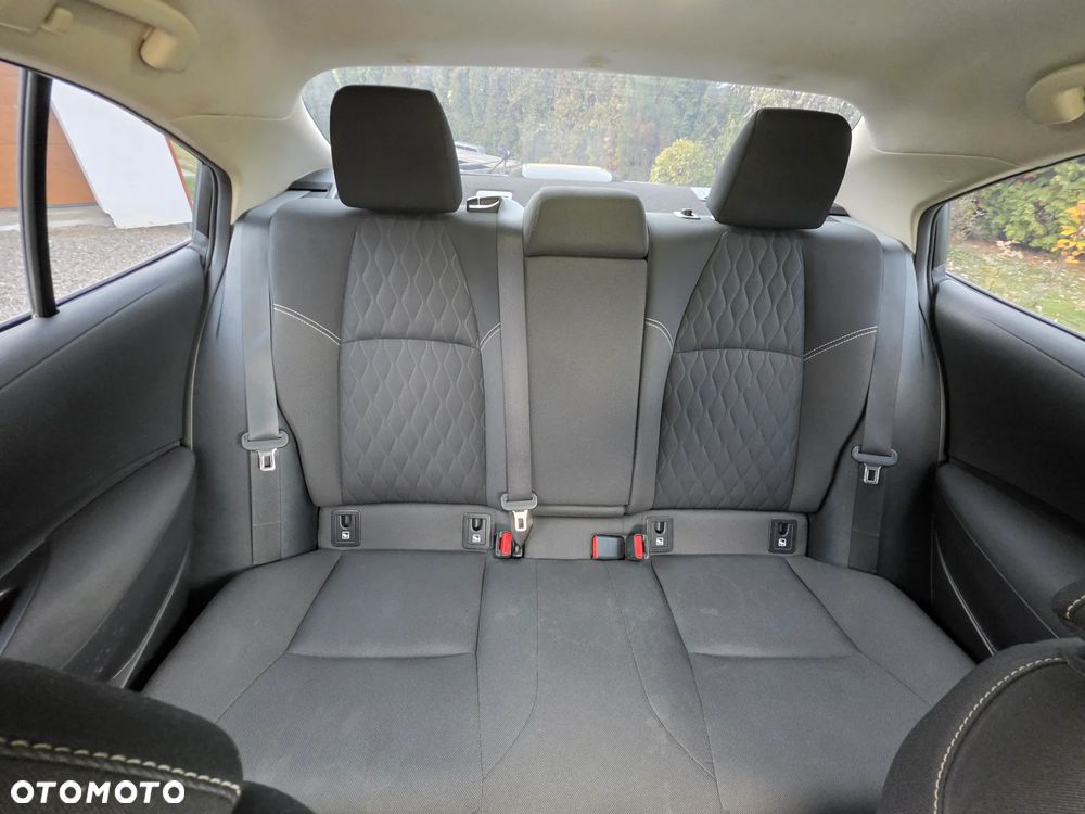 Toyota Corolla - 18