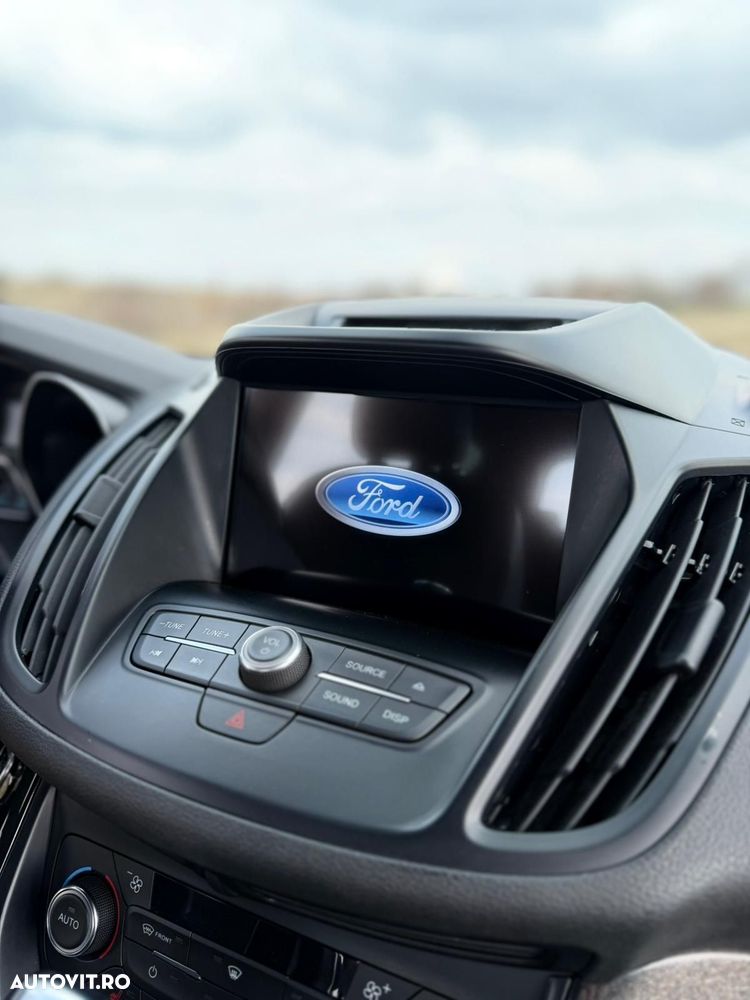 FORD Kuga 2019 — imagine 3