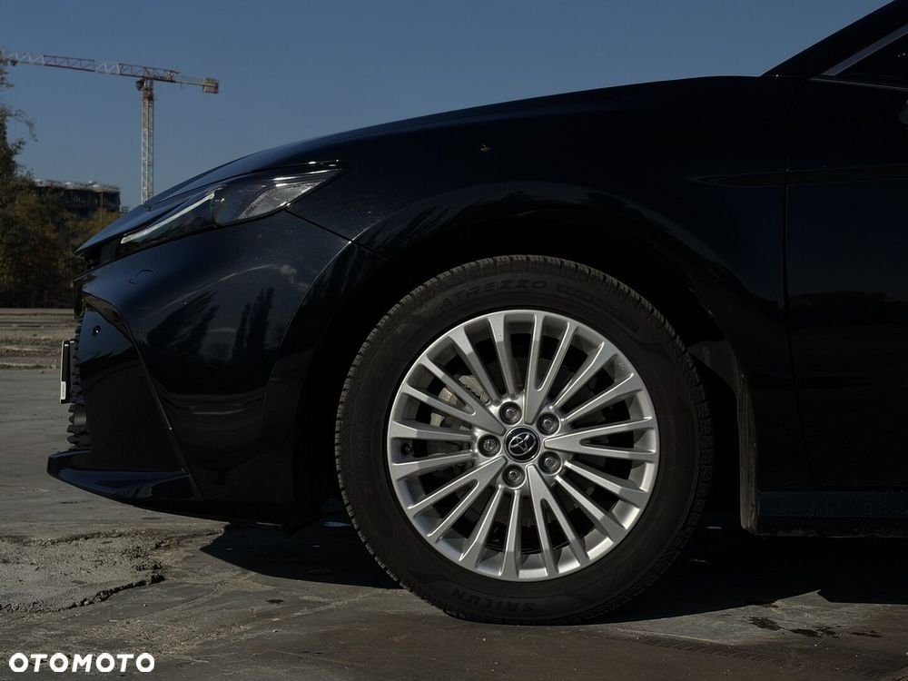 Toyota Camry - 8