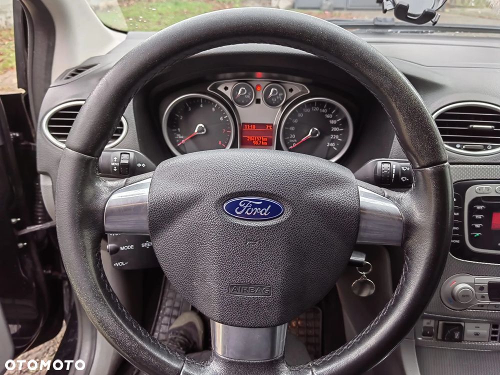 Ford Focus 1.8 Titanium - 12