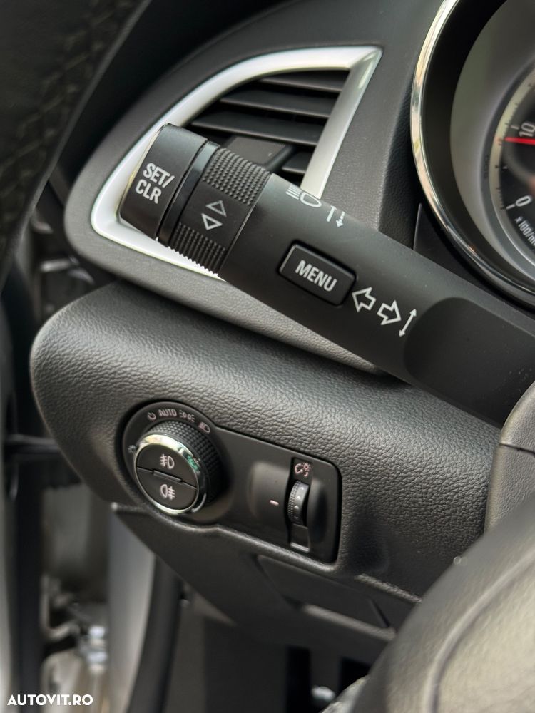 Opel Astra 1.7 CDTI DPF Sport - 22