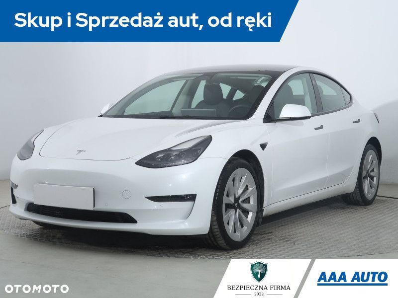 Tesla Model 3 - 2