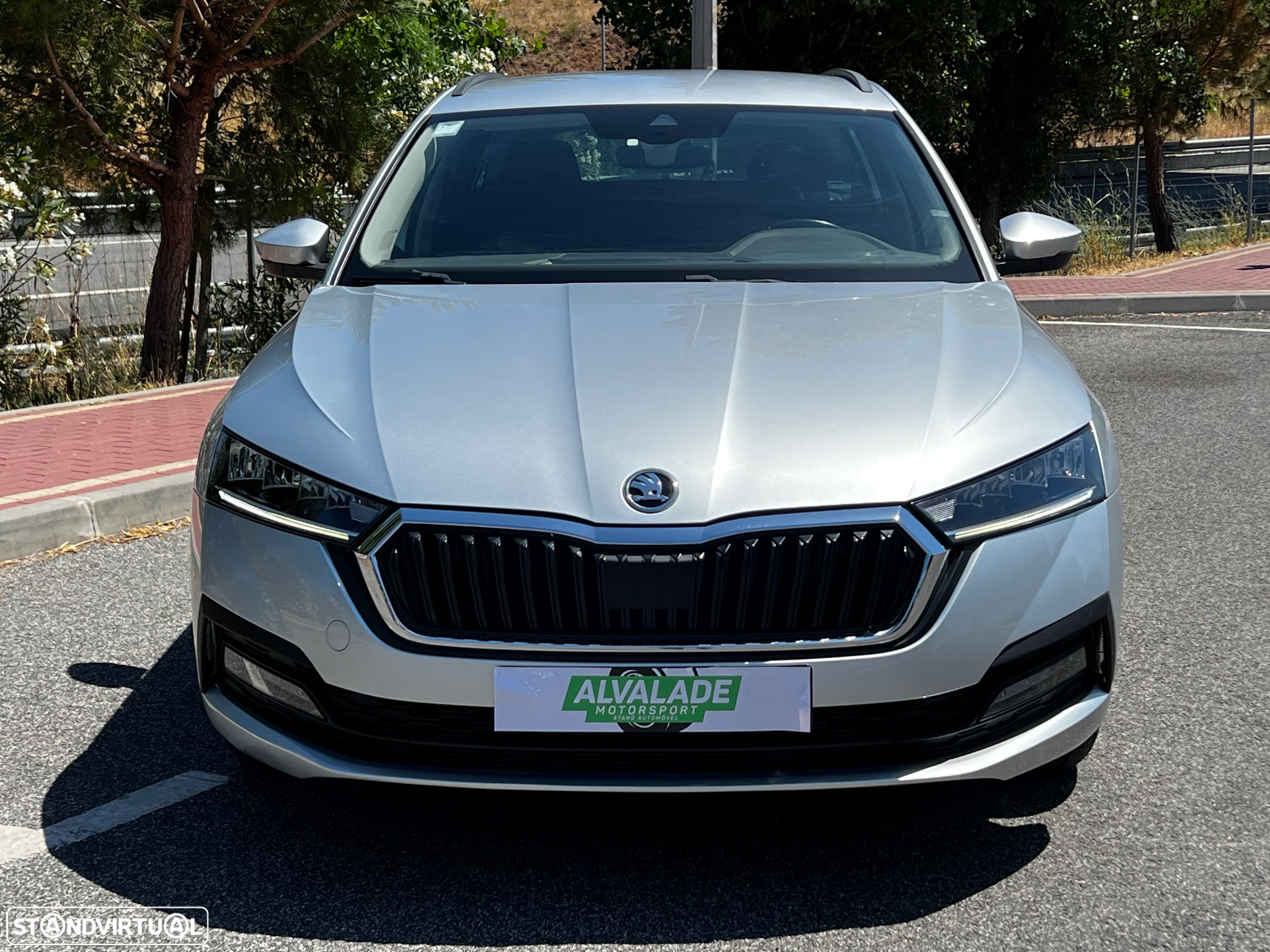 Skoda Octavia Break 2.0 TDI Ambition DSG - 3