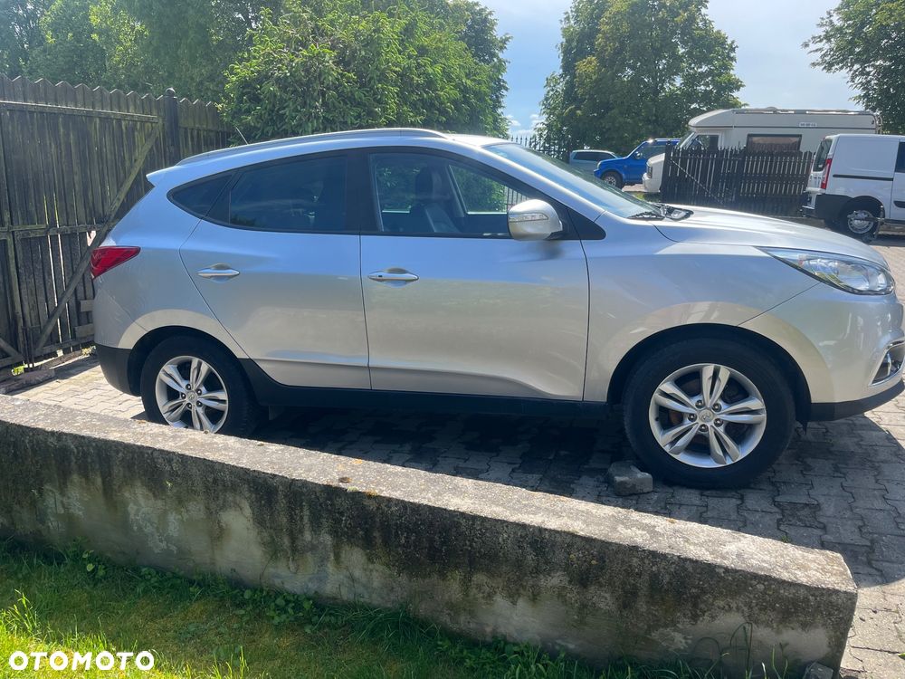 Hyundai ix35 1.6 2WD Fifa World Cup Edition - 3