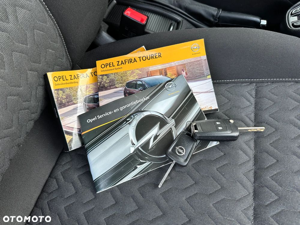Opel Zafira Tourer 1.4 Turbo Sport - 28