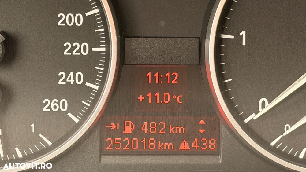 BMW X1 sDrive20d - 9