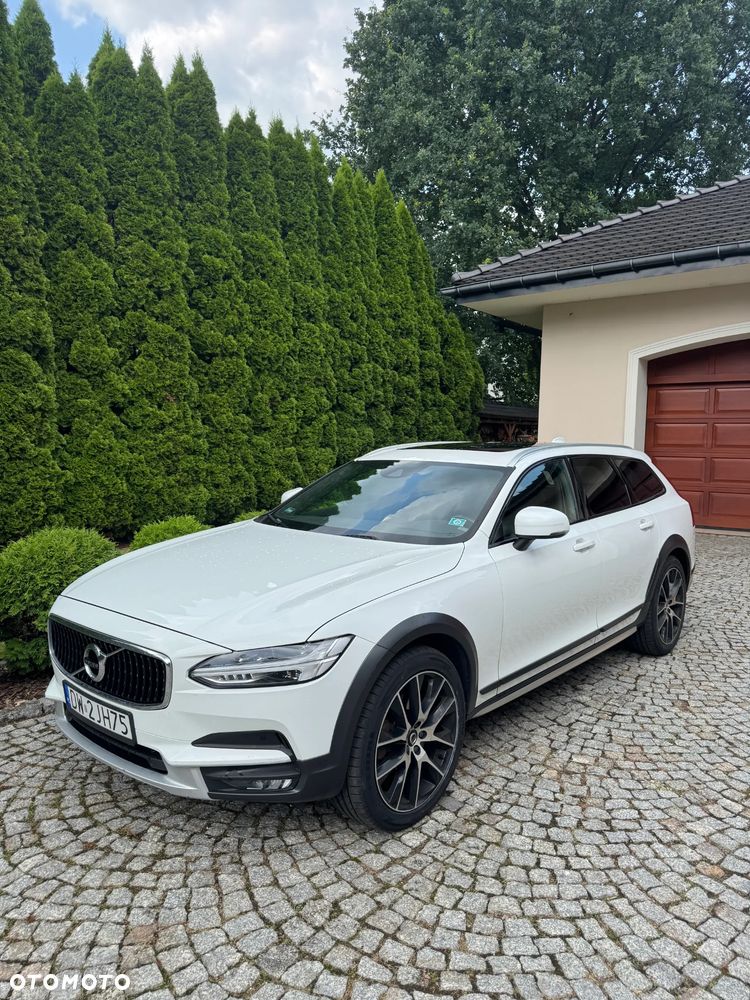 Volvo V90 Cross Country D5 AWD - 4