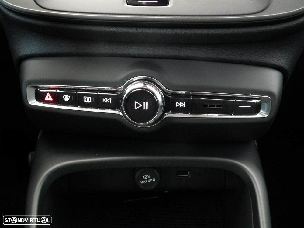 Volvo XC 40 2.0 D3 Momentum - 20