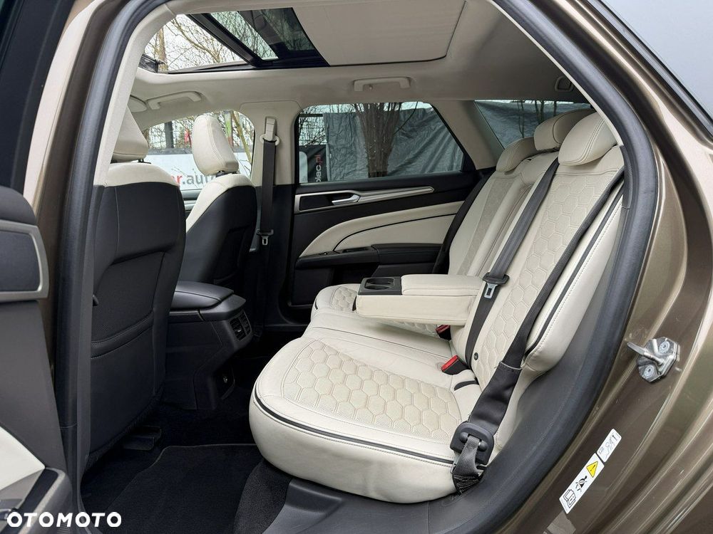 Ford Mondeo SW Vignale 2.0 TDCi 4WD PowerShift - 8