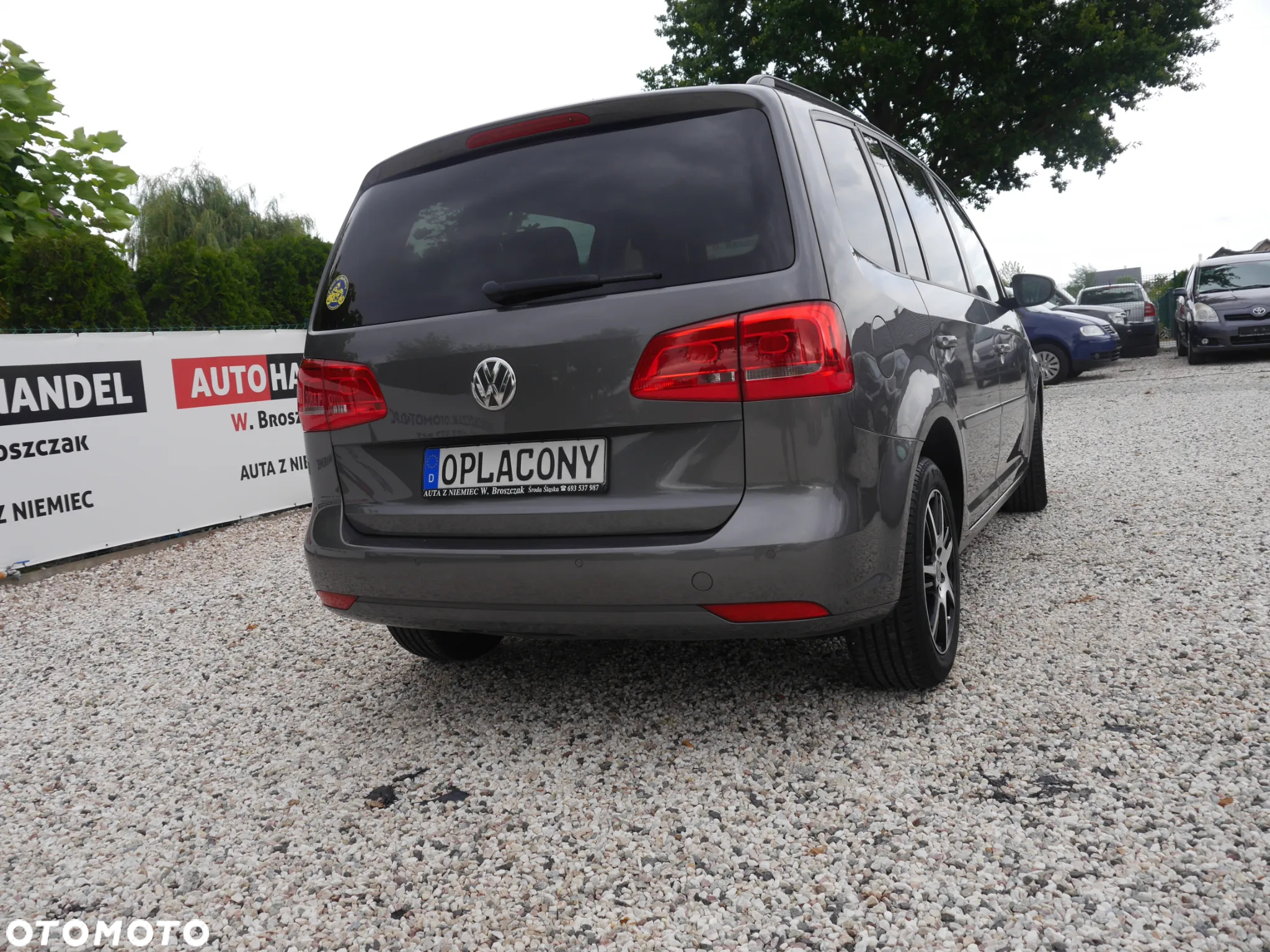 Volkswagen Touran 2.0 TDI DPF BlueMotion Technology DSG Comfortline - 4