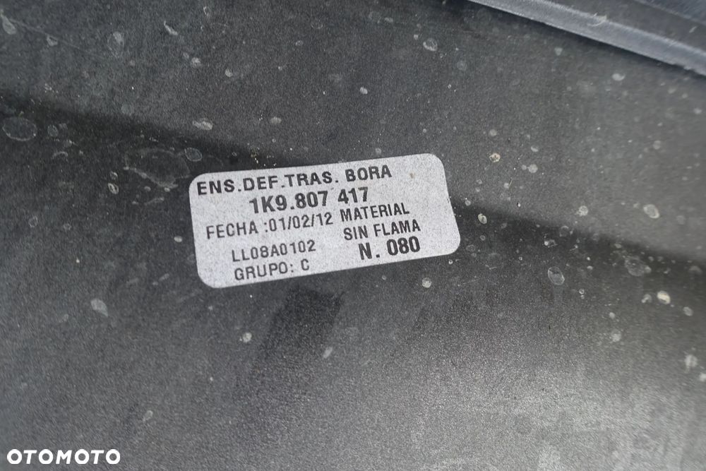 ZDERZAK TYLNY GOLF V VI KOMBI - 13