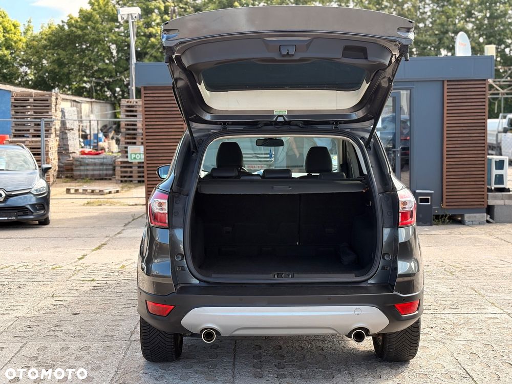 Ford Kuga 2.0 TDCi 2x4 Titanium - 20