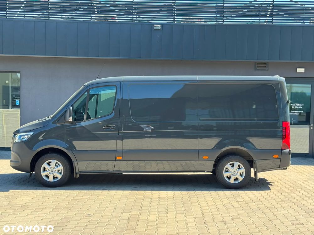 Mercedes-Benz Sprinter - 9