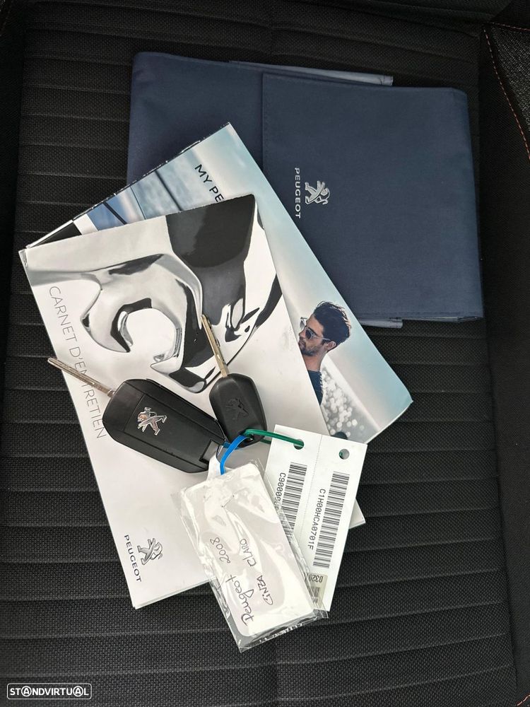 Peugeot 2008 1.5 BlueHDi Active Pack - 44