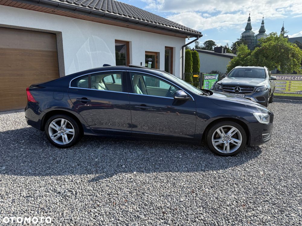 Volvo S60 2.5 T5 - 22