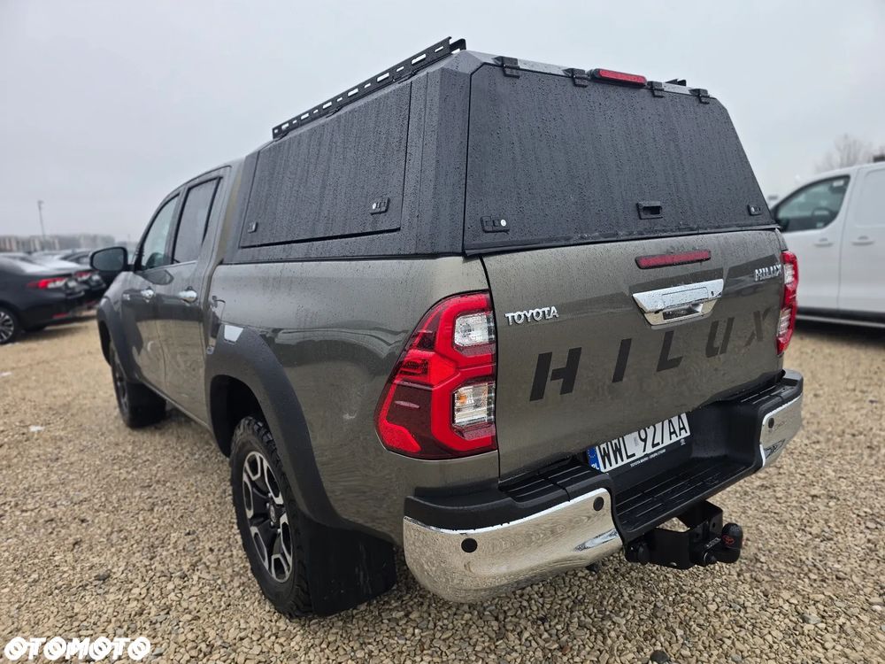 Toyota Hilux 2.8 D-4D Double Cab SR5+ 4x4 - 20