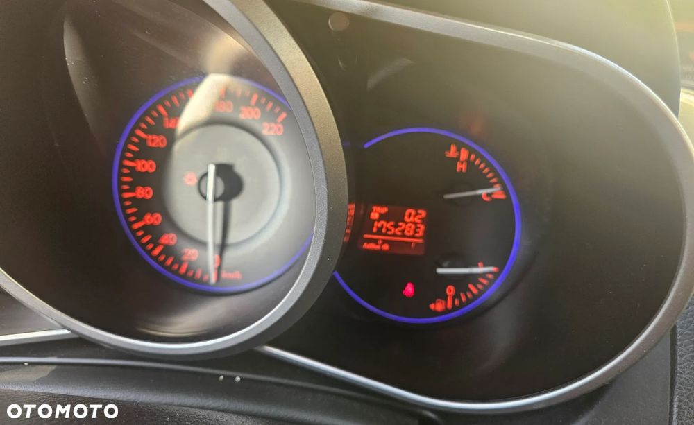 Mazda CX-7 2.2 CD Exclusive + - 22