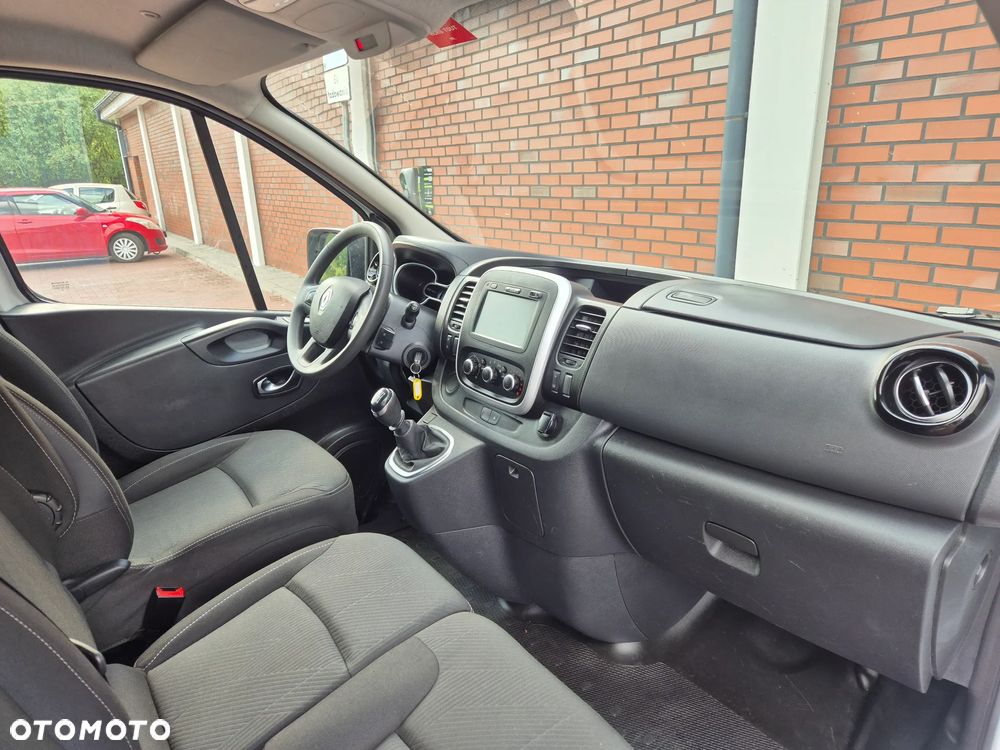 Renault Trafic - 8