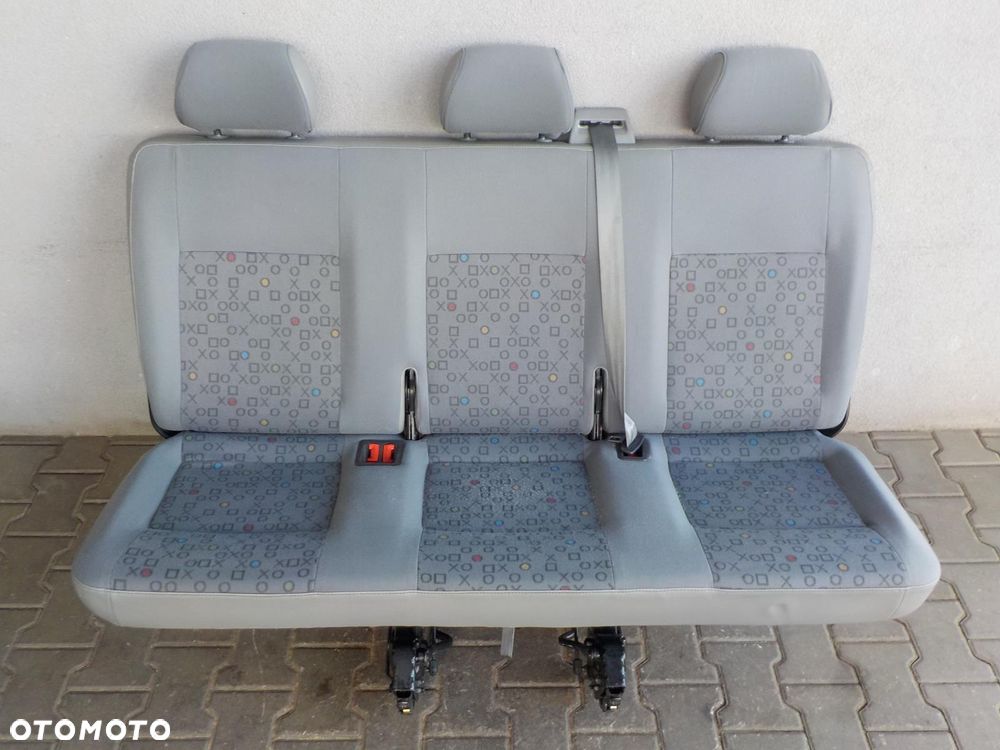 VW T5 T6 FOTEL TRÓJKA POTRÓJNY KANAPA ŁAWKA TYŁ TYLNA XOXO - 2