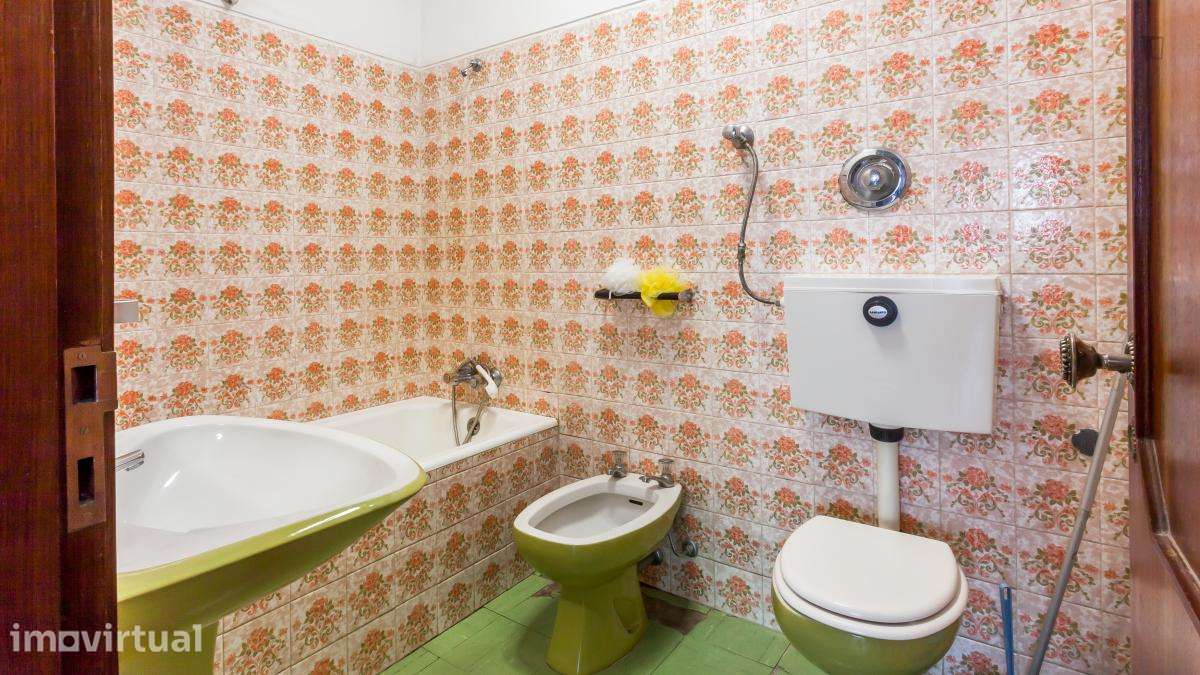 Quarto - localizado em Ramalde Porto - Grande imagem: 2/37