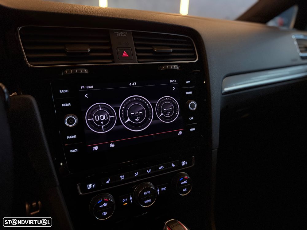 VW Golf GTI TCR 2.0 TSI OPF DSG - 29