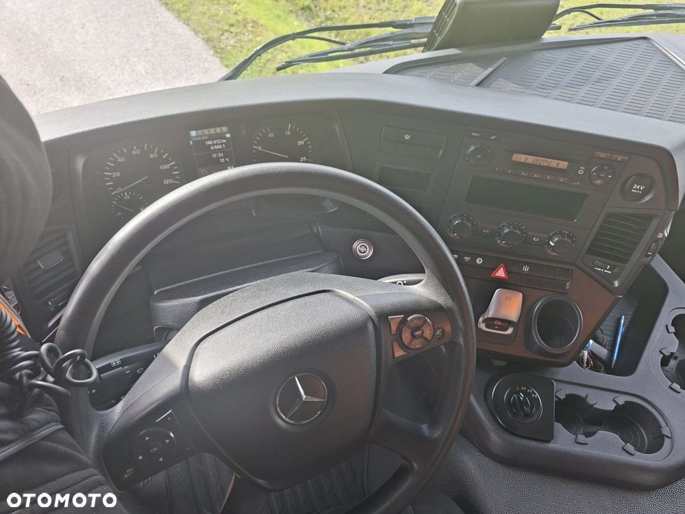 Mercedes-Benz AROCS - 7