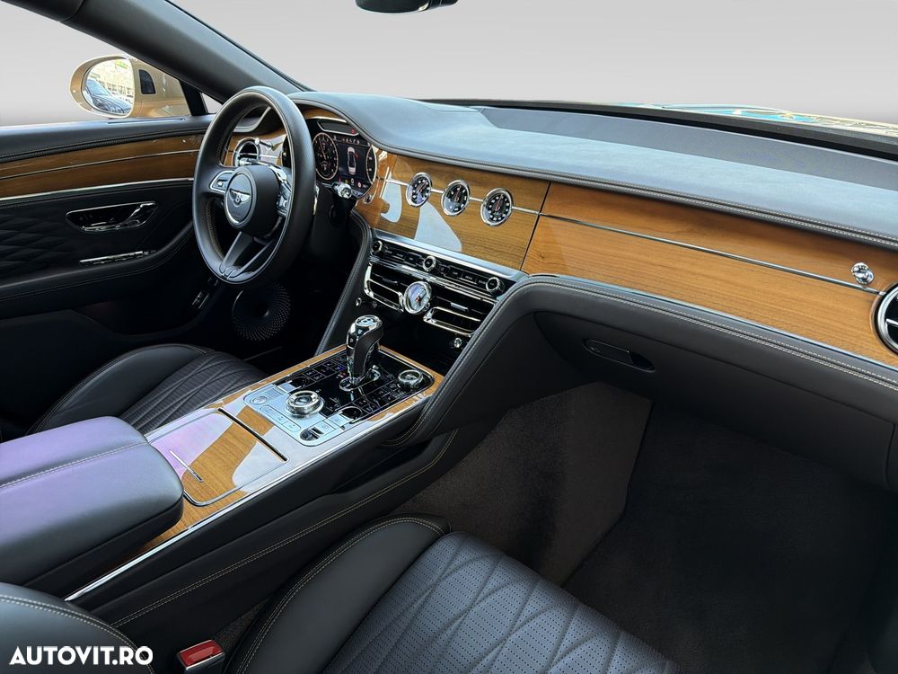 Bentley Flying Spur Standard - 8