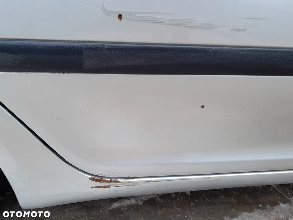 SKODA OCTAVIA II DRZWI PRAWE TYLNE PRAWY TYŁ KOLOR: LF7T - 4