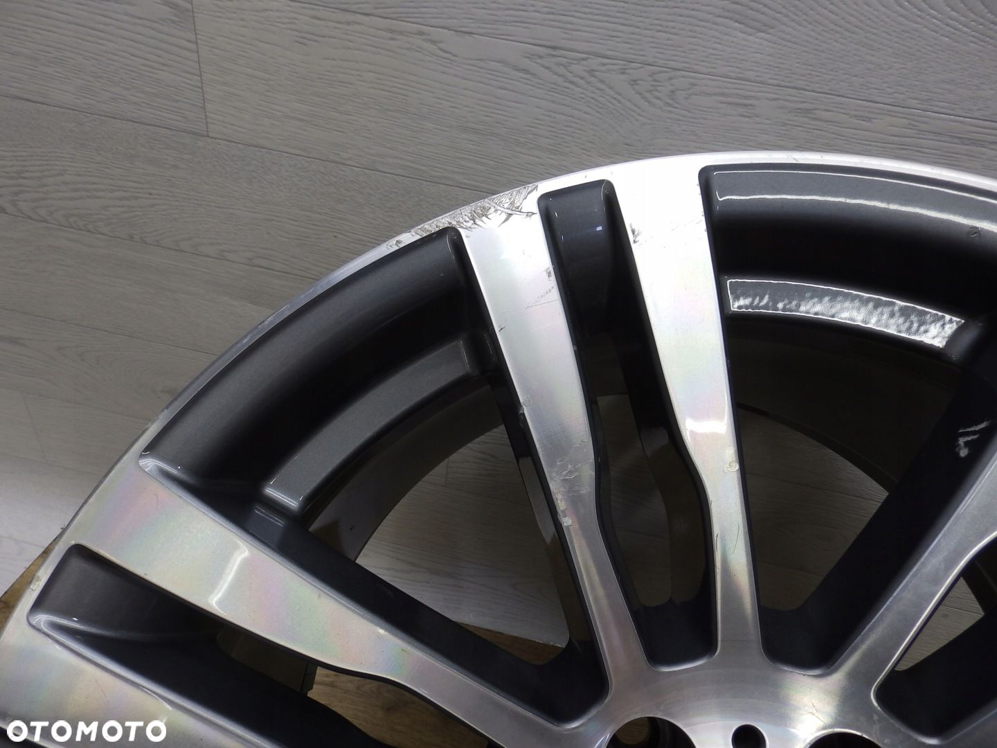 Felga BMW X5 E70 M-Pakiet E-11Jx20 EH2 Et35 5x120 - 6